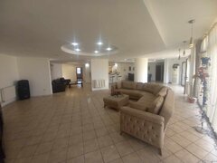 Giurgiu Vand casa cu teren  si hala in curte la 4minute de centru